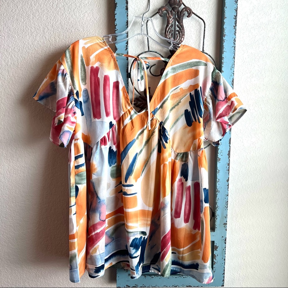 Entro Short Sleeve V-Neck Watercolor Blouse - Picture 2 of 8